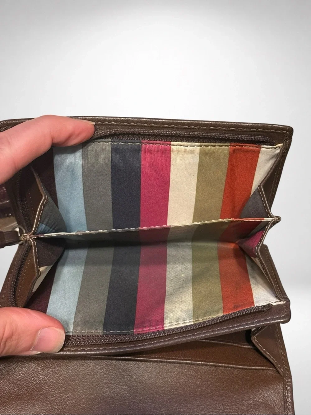 COACH Poppy Legacy Stripe Signature Bifold Wallet Khaki Brown Jacquard